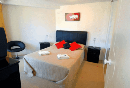 Excellsior Holiday Apartments - SA Accommodation 7