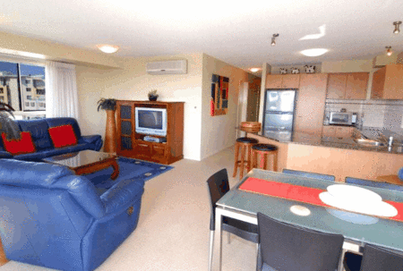 Excellsior Holiday Apartments - SA Accommodation 8