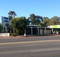 Modbury Plaza Hotel - SA Accommodation