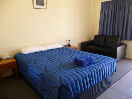 Oombabeer QLD SA Accommodation