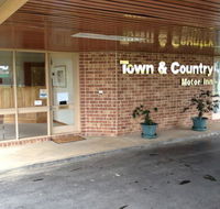 Town amp Country Motor Inn Forbes - SA Accommodation
