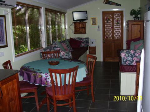 Tara Spa Apartments - SA Accommodation 3