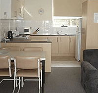Glenelg Holiday Apartments-Corfu - SA Accommodation