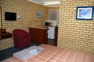 Coastal Comfort Motel - SA Accommodation 4