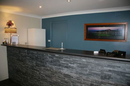 Comfort Inn Lake Macquarie - SA Accommodation 1