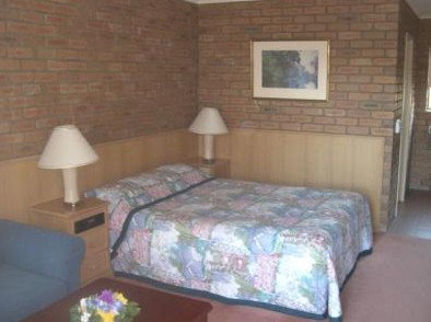Summerhill Motor Inn - SA Accommodation 3