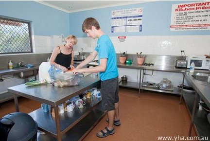 Coffs Harbour YHA - SA Accommodation 3