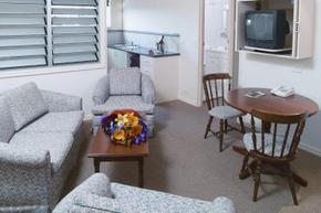 Hotel Cavalier - SA Accommodation 3