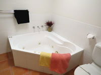 Crown Apartments Merimbula - SA Accommodation 5