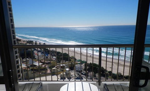 Surfers International Resort - SA Accommodation 1