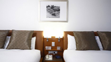 Novotel Canberra - SA Accommodation 2