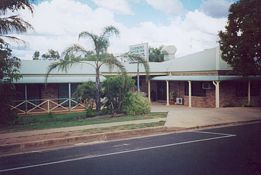 Clermont Motor Inn - SA Accommodation 0