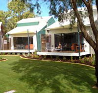 Footprints Preston Beach - SA Accommodation