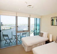 Docklands Apartments Grand Mercure - SA Accommodation