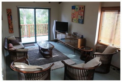 Mossy Point Holiday Rentals - SA Accommodation 3