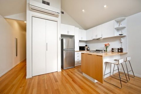 Port Melbourn Cottage - Stay Innercity - SA Accommodation 1