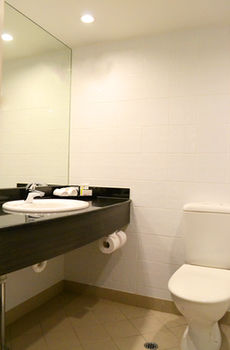 Mercure Sydney International Airport - SA Accommodation 0