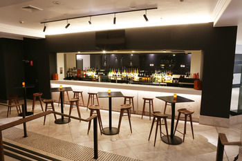 Mercure Sydney International Airport - SA Accommodation 12