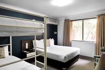175 (formerly Wesley Lodge) - SA Accommodation 6