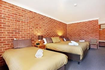 Lake Macquarie Motor Inn - SA Accommodation 10