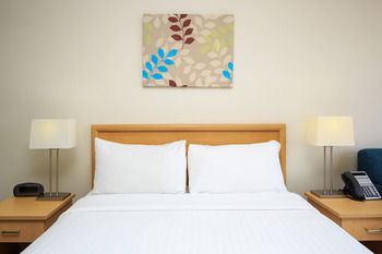 Metro Mirage Hotel Newport - SA Accommodation 6