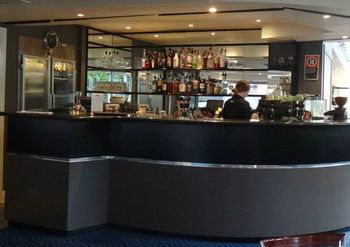 Metro Mirage Hotel Newport - SA Accommodation 25