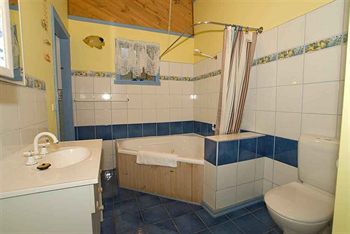 Hill 'N' Dale Farm Cottages - SA Accommodation 8