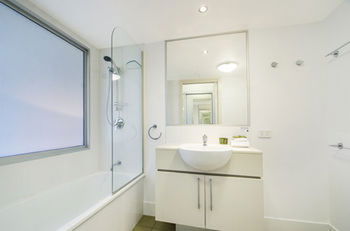 Horton Apartments - SA Accommodation 4