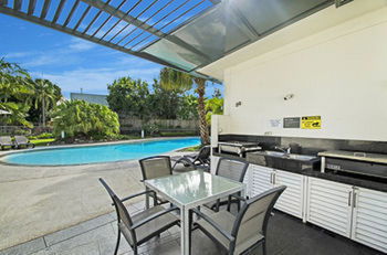 Horton Apartments - SA Accommodation 6