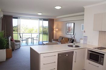 Horton Apartments - SA Accommodation 17