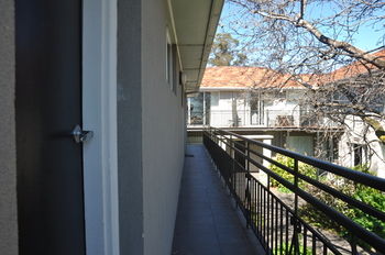 Buckingham International Serviced Apartments - SA Accommodation 0