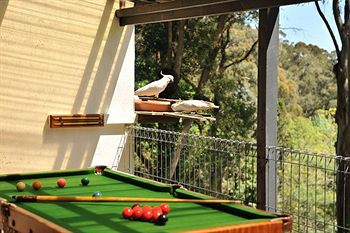 Holly Lodge - SA Accommodation 18