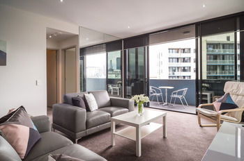 AKOM Docklands - SA Accommodation 19