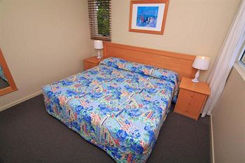 Twin Quays Noosa Resort - SA Accommodation 12
