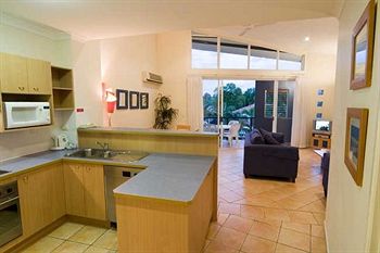 Twin Quays Noosa Resort - SA Accommodation 17