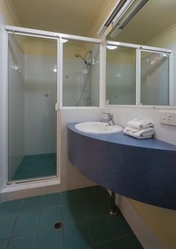 Twin Quays Noosa Resort - SA Accommodation 45
