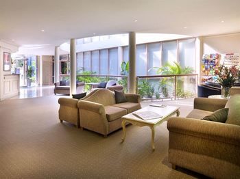 Kimberley Gardens Hotel & Serviced Apartments - SA Accommodation 4