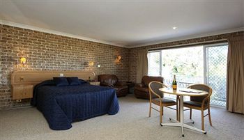 The Hermitage Motel - SA Accommodation 25