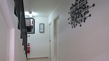 Waldorf Hornsby Residential Apartments - SA Accommodation 13