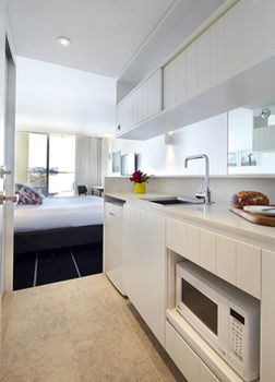Adina Apartment Hotel Bondi Beach - SA Accommodation 5