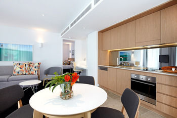 Adina Apartment Hotel Bondi Beach - SA Accommodation 9