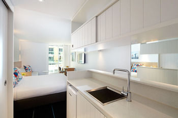 Adina Apartment Hotel Bondi Beach - SA Accommodation 24