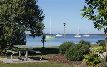 Riverside Motel - SA Accommodation 4