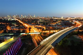 ALT Tower Serviced Apartments - SA Accommodation 5