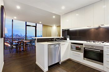 ALT Tower Serviced Apartments - SA Accommodation 7