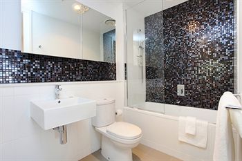 ALT Tower Serviced Apartments - SA Accommodation 9