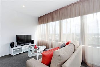 ALT Tower Serviced Apartments - SA Accommodation 11