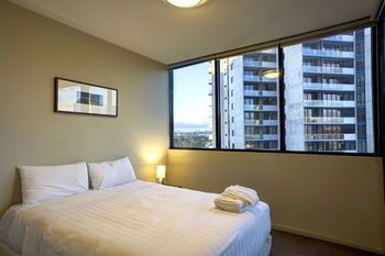 ACD Apartments - SA Accommodation 12
