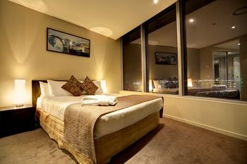 ACD Apartments - SA Accommodation 13