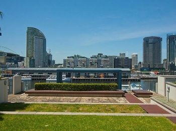 Accent Accommodation At Docklands Melbourne - SA Accommodation 1